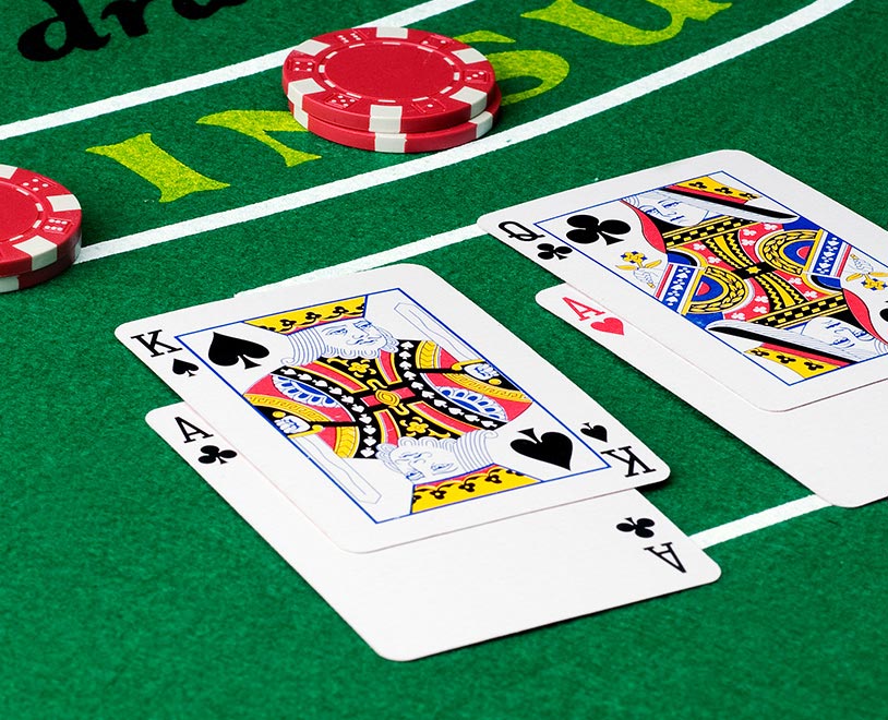 Learn How To Play Online Blackjack with 10 Beginner Tips at Slots.lv